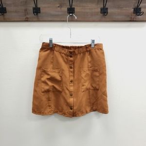 Chelsea & Violet snap up mini skirt